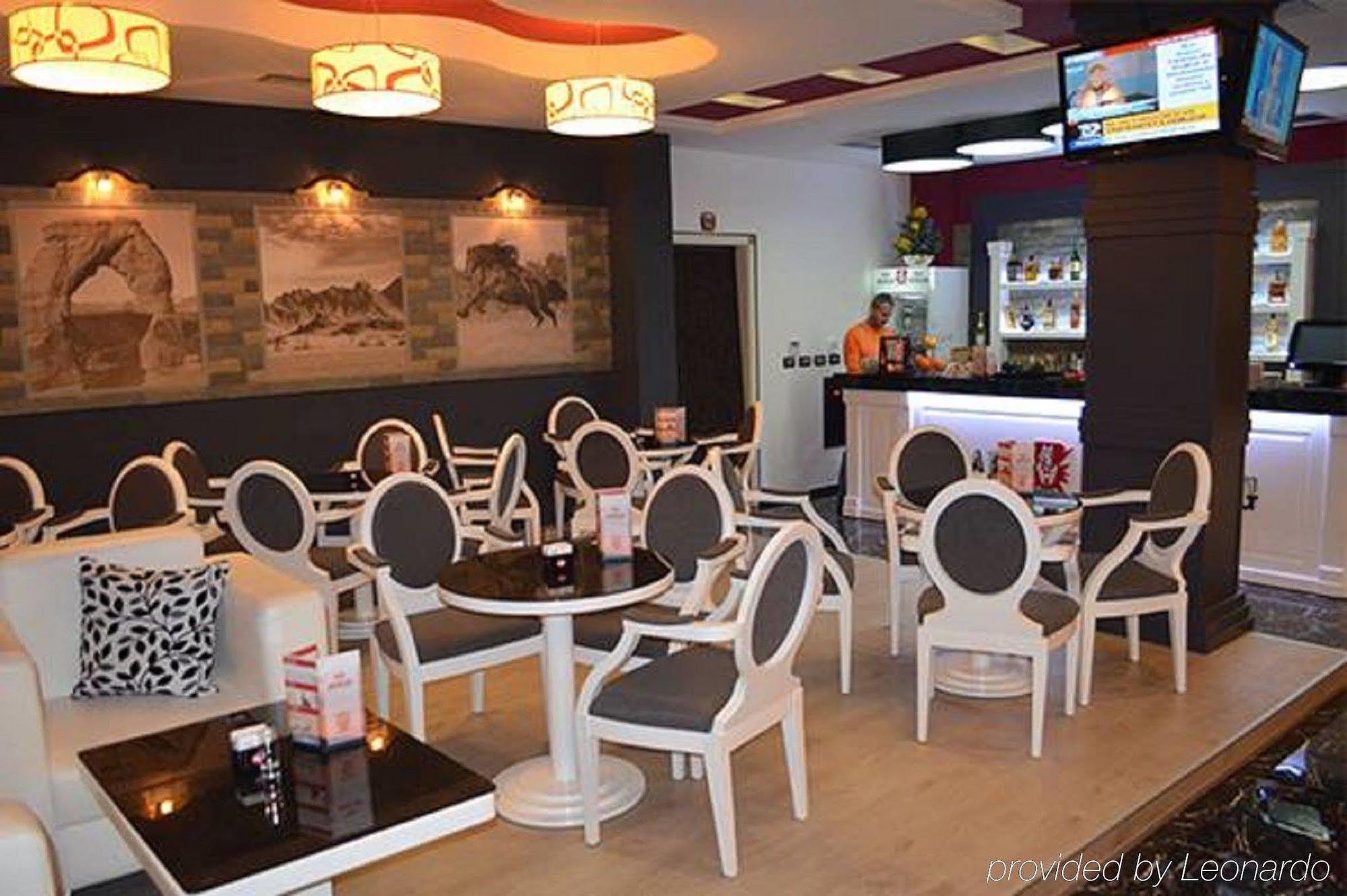 野马酒店 Vasqarr 外观 照片